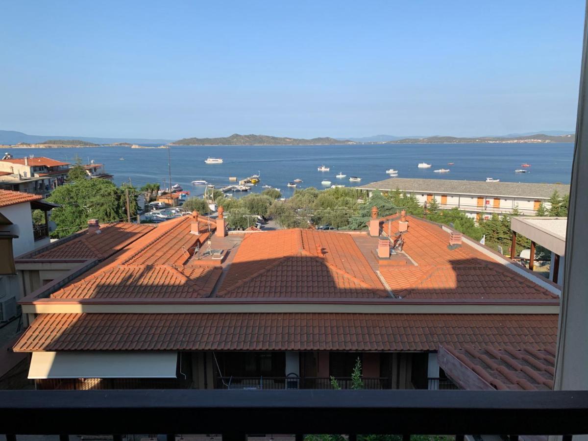 Yulia Guest House Ouranoupoli Exterior foto