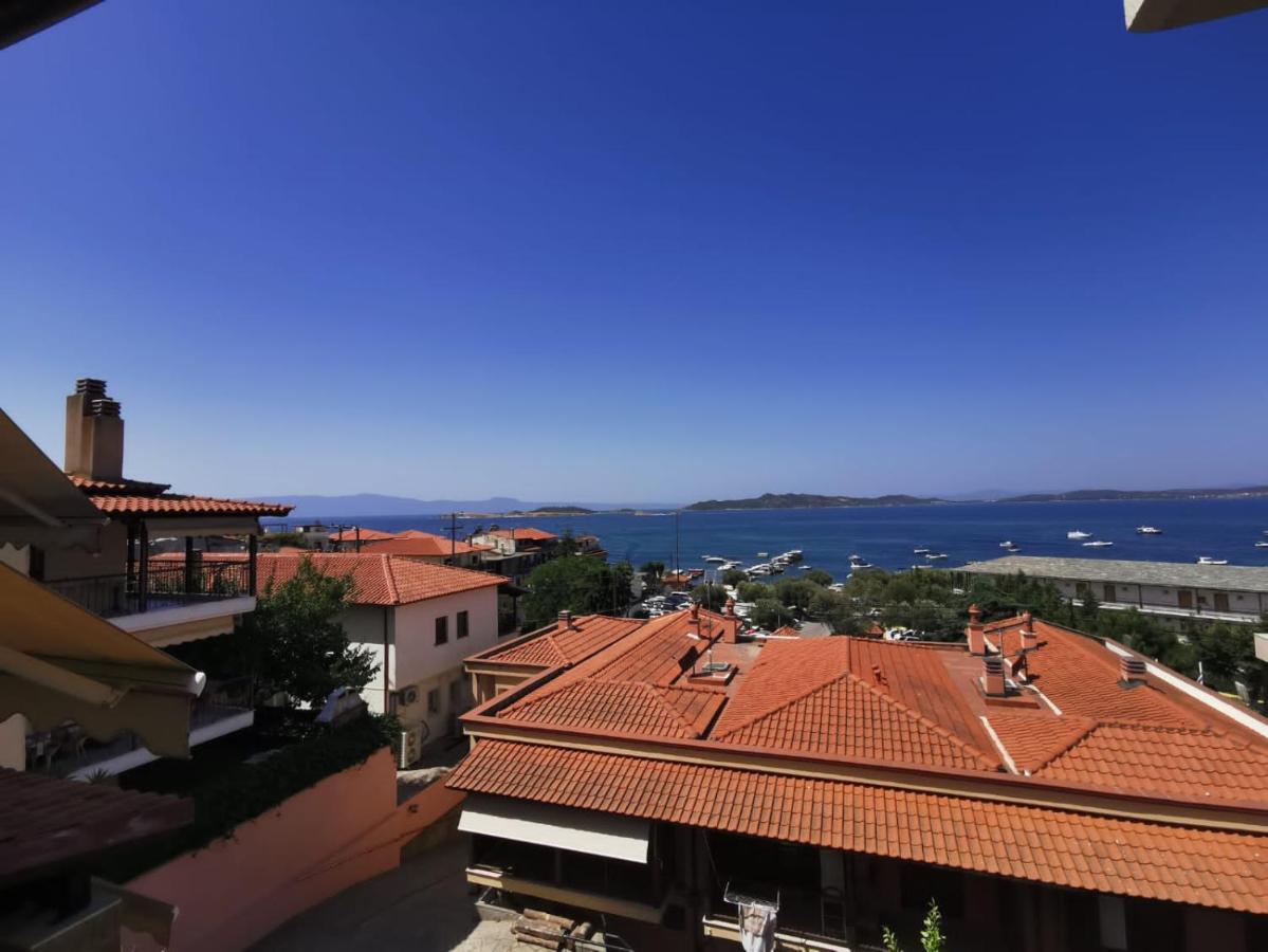 Yulia Guest House Ouranoupoli Exterior foto